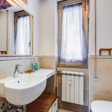 The Pope's Oasis Near Trastevere And Historical Center